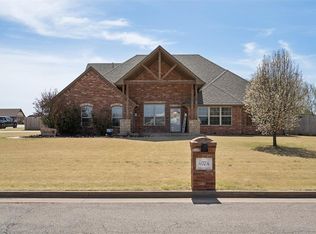 4024 Southridge Ln NE, Piedmont, OK 73078