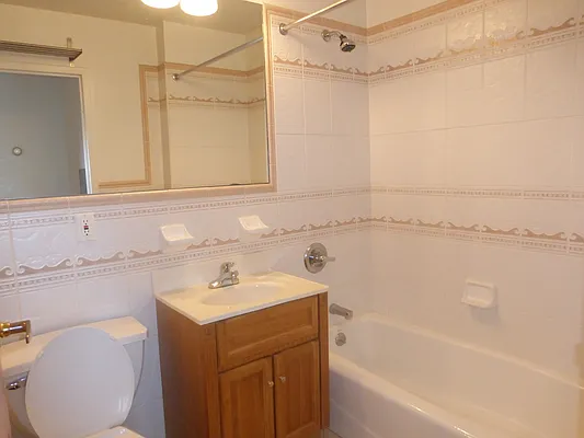 Rented by LDMI Realty Group LLC | media 24