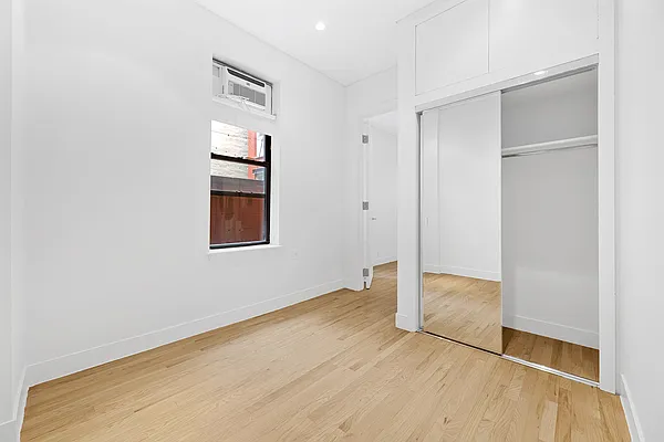 Rented by REAL New York | media 12