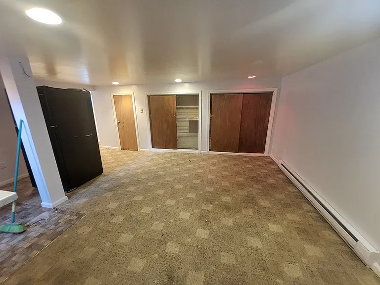 208 Clover St — Photo 15