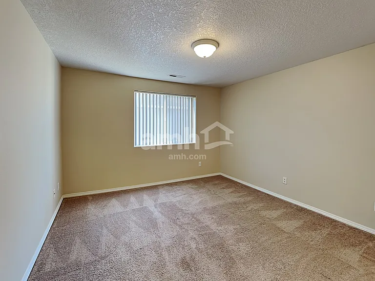 20592 SW Gracie St — Photo 9