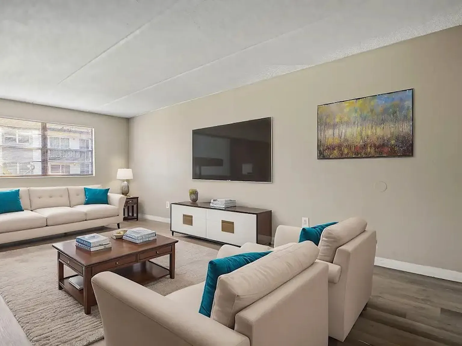 Riverbank Apartments — Photo 3
