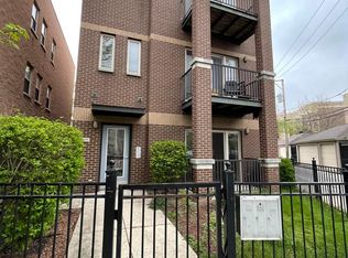 1110 W Washburne Ave UNIT 301, Chicago, IL 60608