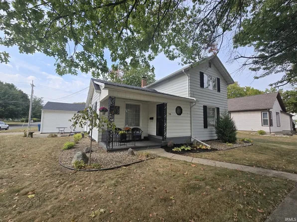 1109 S Van Buren St, Auburn, IN 46706