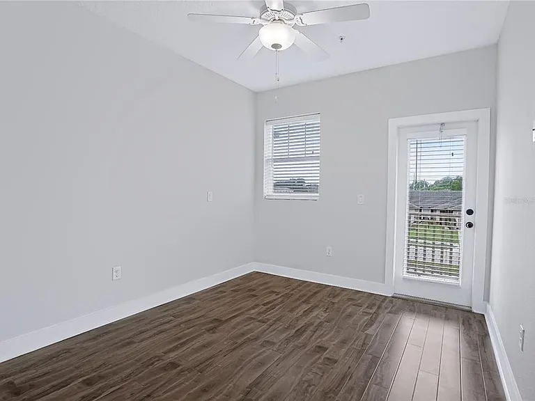 2233R E Kaley Ave #6 — Photo 19