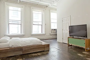 Rented by Meisel Real Estate