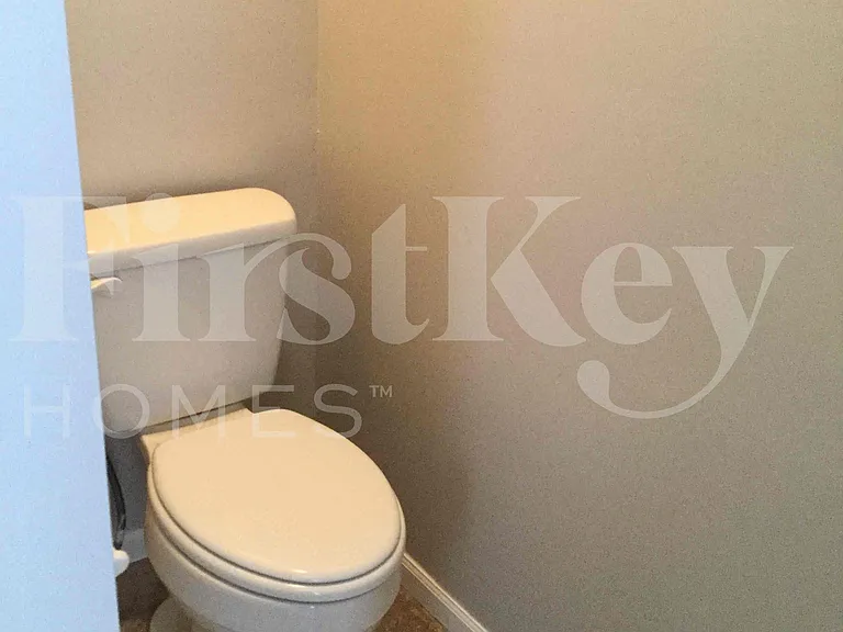 7249 Bennell Dr — Photo 19