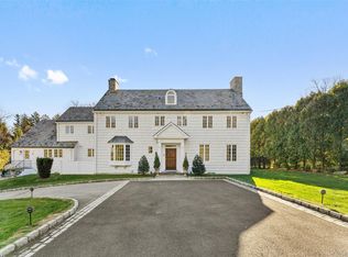 45 Griffen Avenue, Scarsdale, NY 10583