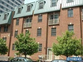 1st image of 2347 Wallace St #B
