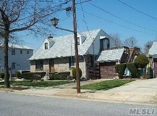 116 Jerome Ave, Mineola, NY 11501