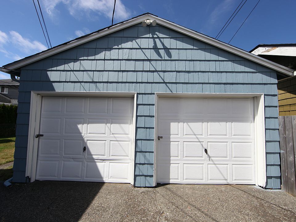 The Box garages