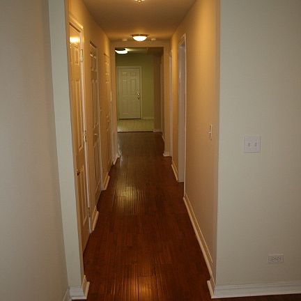 4th image of 1122 N Monticello Ave #1N