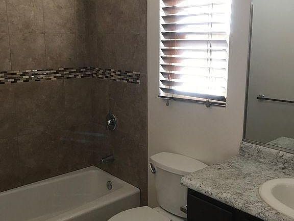 5th image of 3065 Shoshone Dr #A101
