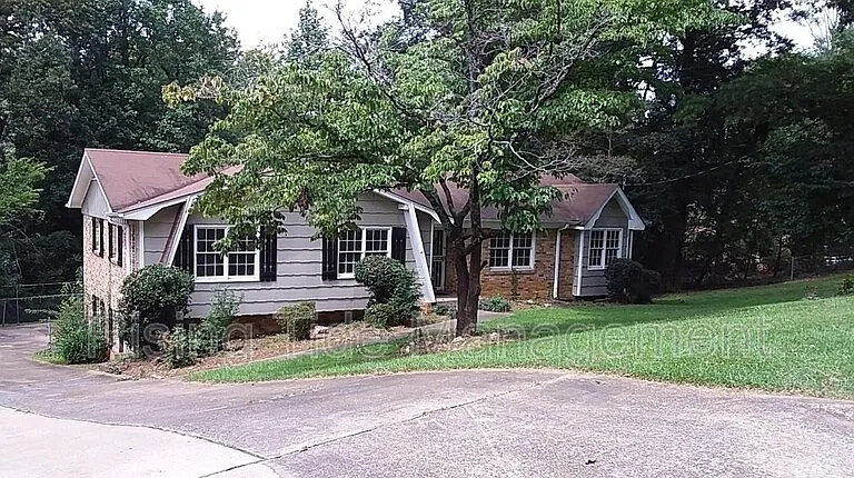 1248 Old Oak Cir — Photo 2