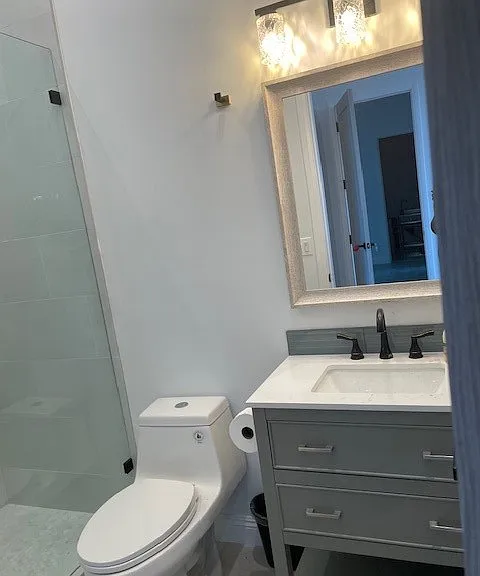 22520 Clarendon St — Photo 18