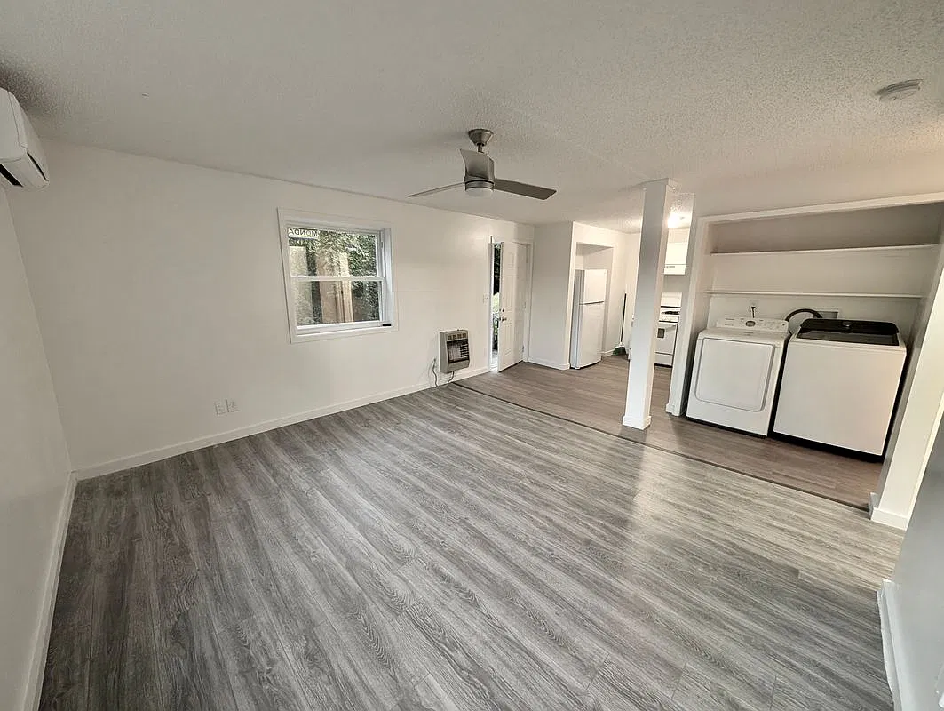 2 bed, 1.0 bath, 700 sqft, $2,000 — Photo 4