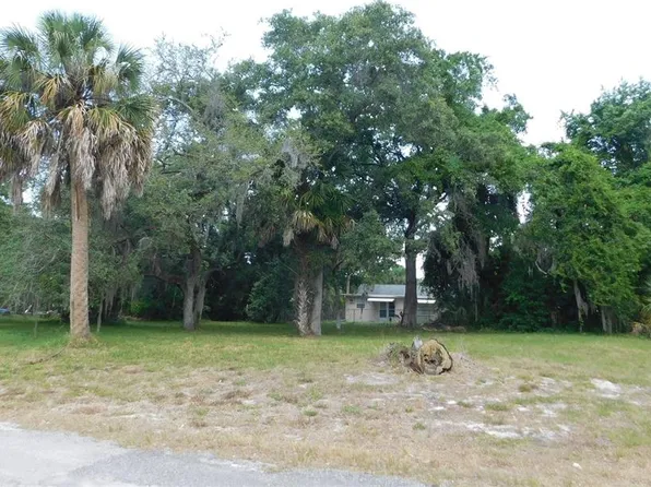 143 & 145 Inwood Dr, Hudson, FL 34667