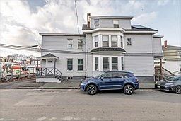 2nd image of 10 Holly St