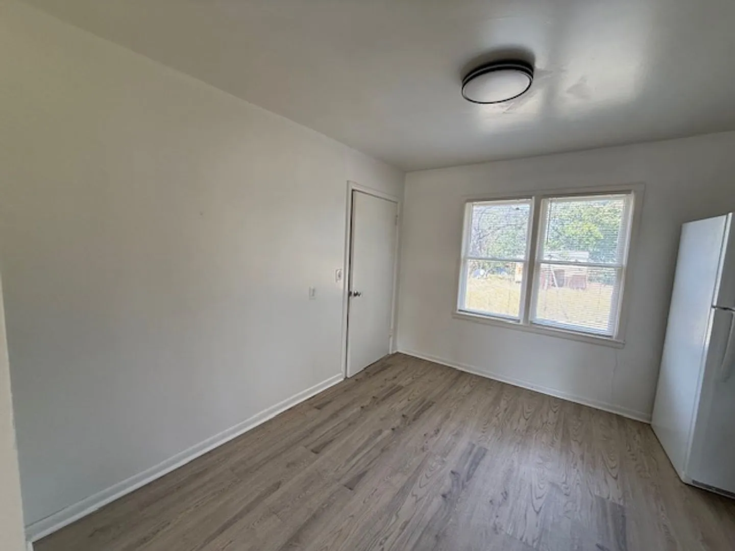 2158 Lowden — Photo 4