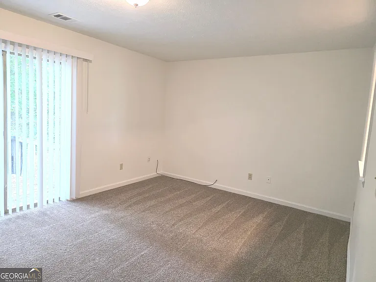 5779 N Castlegate Dr #B — Photo 7