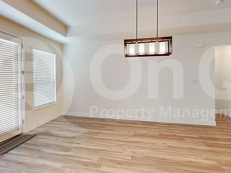 4112 Wood River Trl — Photo 6