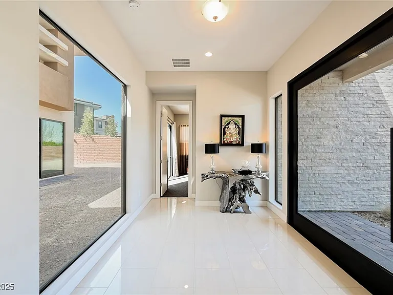 19 Garden Rain Dr — Photo 16