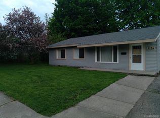 4114 Pengelly Rd, Flint, MI 48507