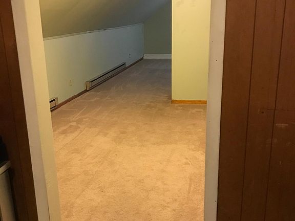 Living / bedroom space