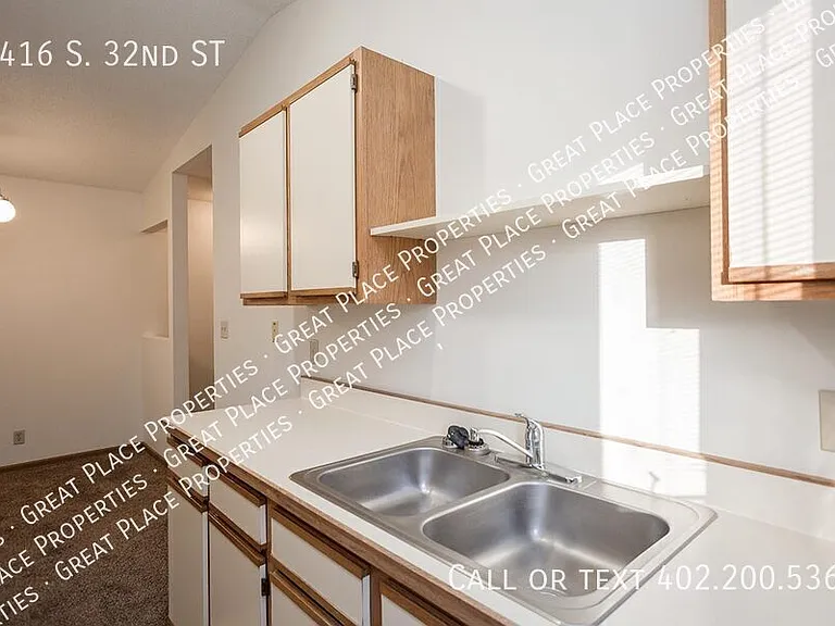 5416 S 32nd St — Photo 21