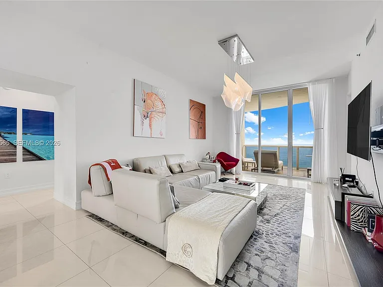 15901 Collins Ave #2104 — Photo 7