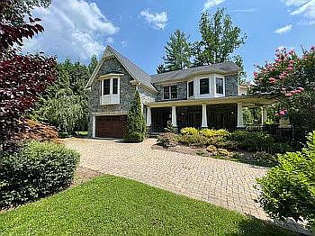 1st image of 5702 Aberdeen Pl