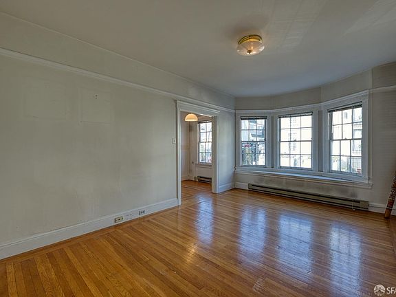 5th image of 2351 Washington St