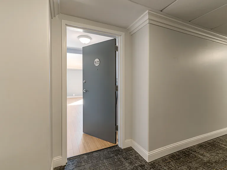 700 E 8th St #16-O — Photo 21