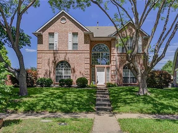 3rd image of 10706 Memphis Dr