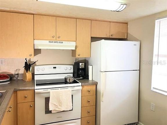 4th image of 5012 Bordeaux Village Pl #102