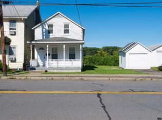 114 S Main St, Castleton, NY 12033
