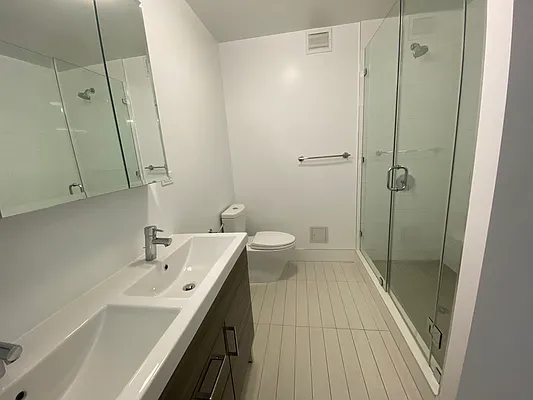 Rented by Stonehenge NYC LLC | media 6