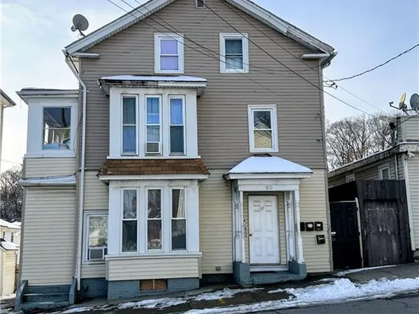 52 Harold St, Providence, RI 02908