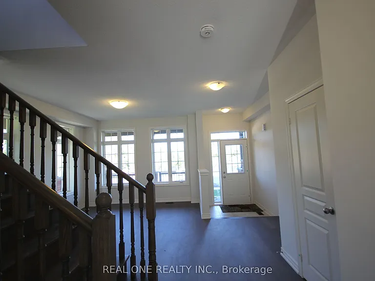 504 Threshing Mill Blvd — Photo 4
