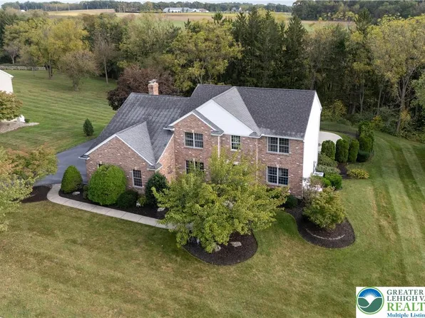 2189 Beechwood St, Orefield, PA 18069