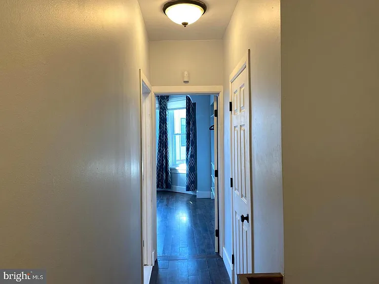 1457 N Corlies St — Photo 23
