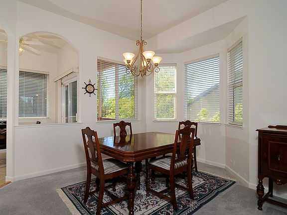 4th image of 5220 Brondsbury Ln