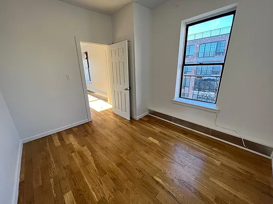 Rented by Marquis Real Estate Services | media 17