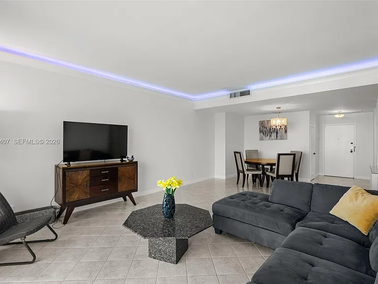 2500 Parkview Dr #2517 — Photo 16