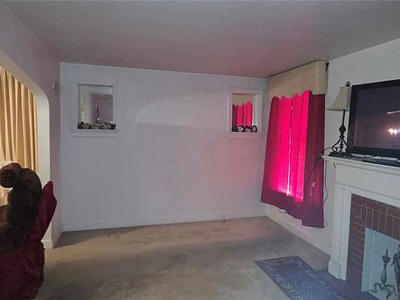 5th image of 4739 Bessie Ct