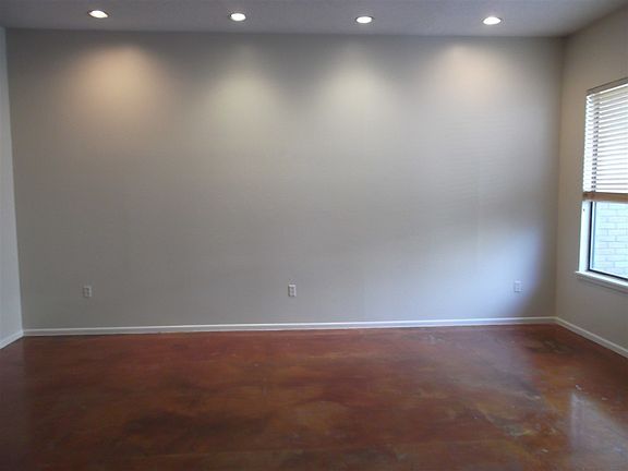 4th image of 212 Nye Dr #212