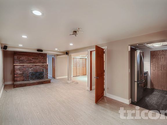 3rd image of 6233 11th Ave S