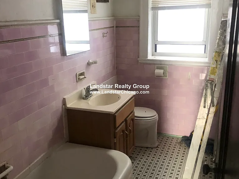 1806 W Farwell Ave #1A — Photo 8