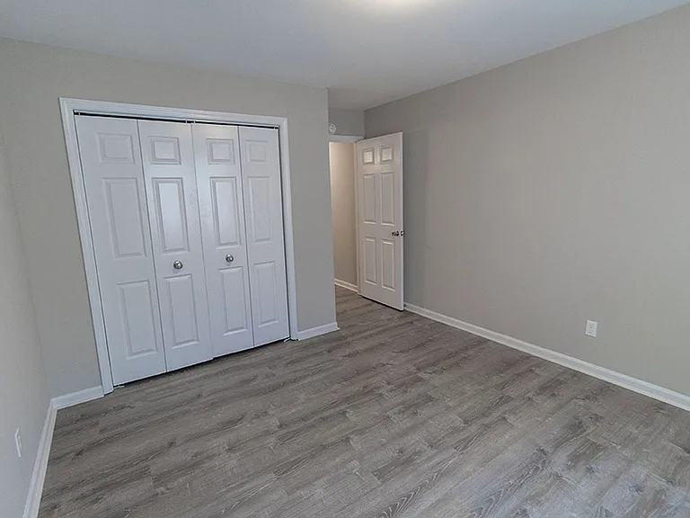 1912 Mirtle Grove Ct — Photo 29