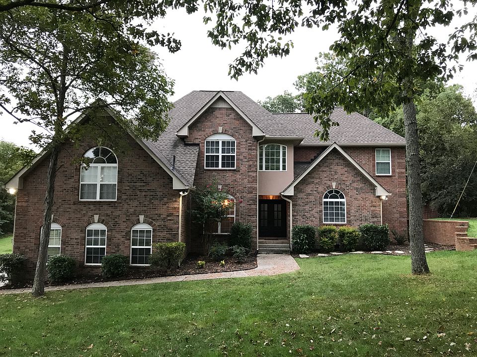 2nd image of 106 Hunter Dr